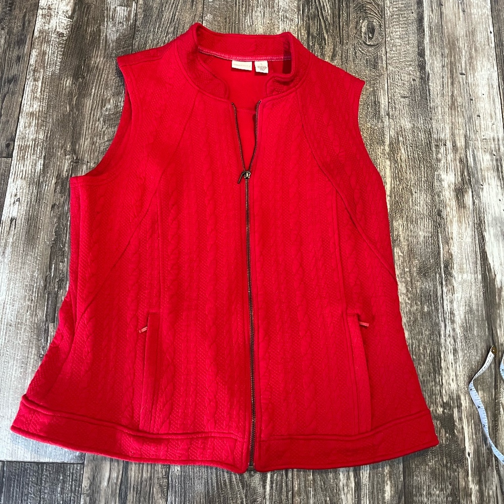 Women's Cable Knit Vest